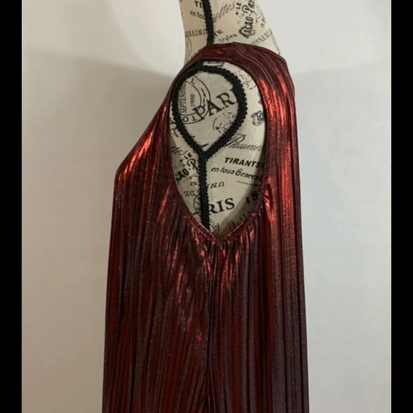 Cato 18/20W red shimmery cami - Picture 8 of 8